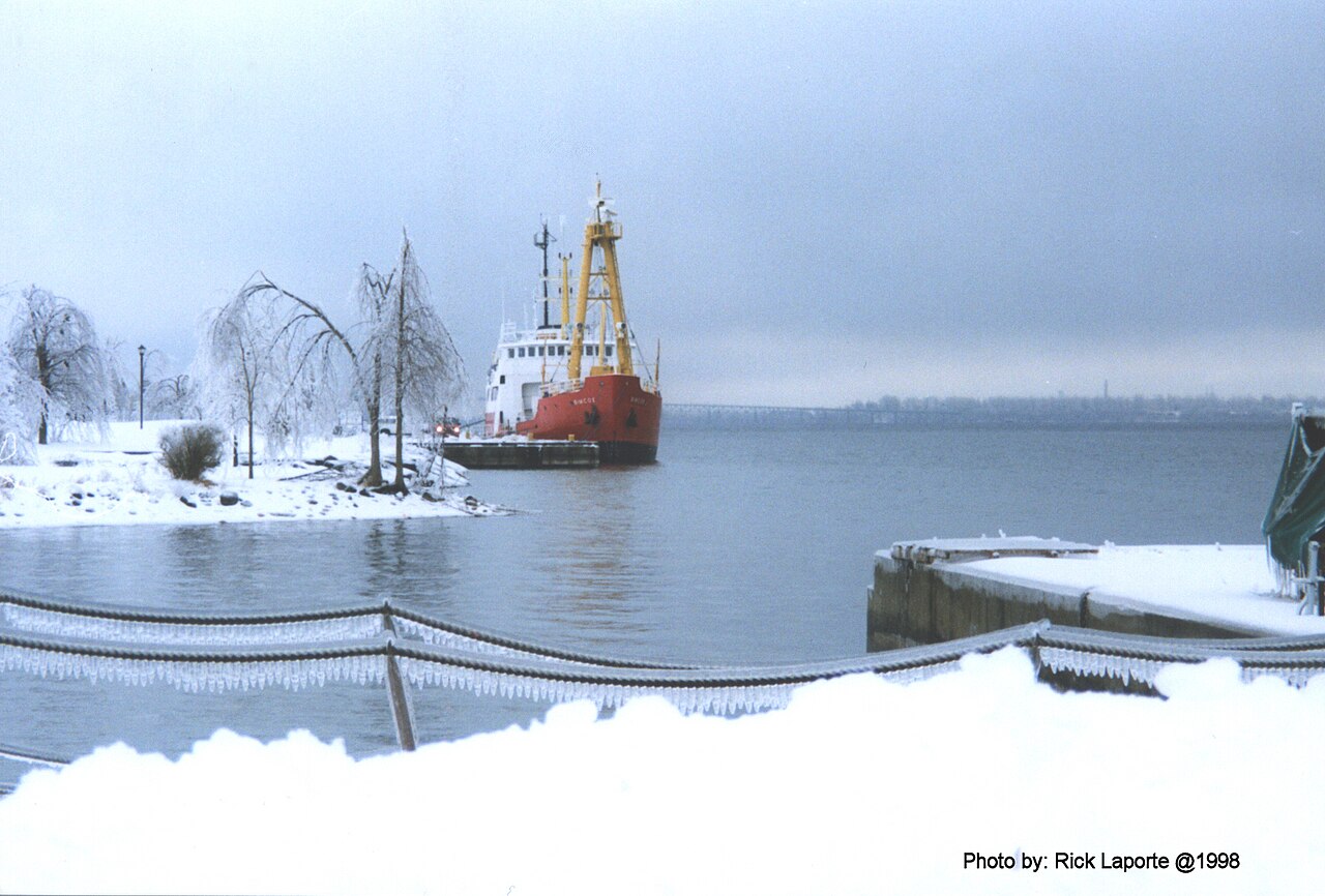Simcoe icestorm 3.jpg