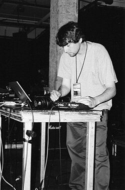 Loscil playing live at MUTEK 2004.