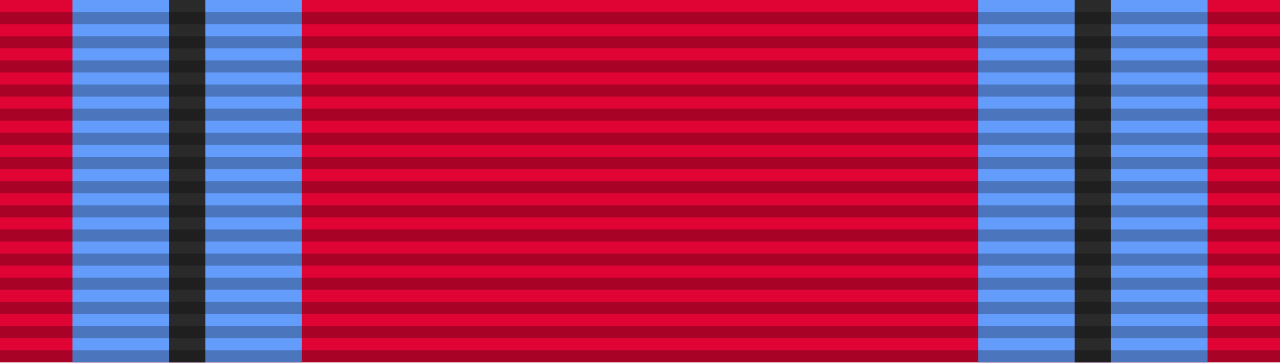 Combat Readiness Medal ribbon.svg