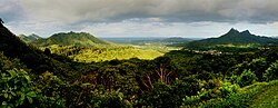 Nuʻuanu Pali of the Koʻolau mountain