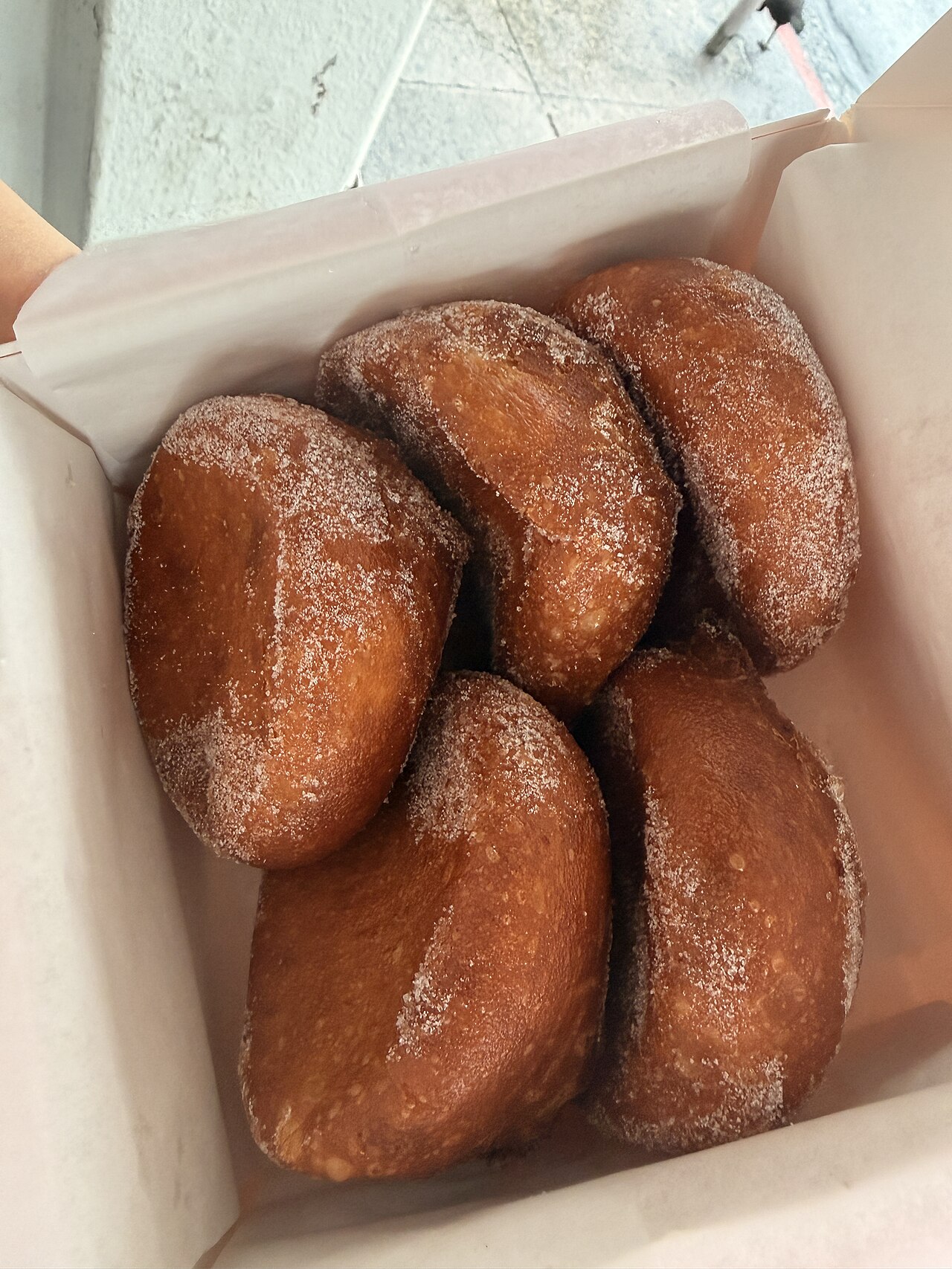 Malassadas from Leonard's Bakery.jpg