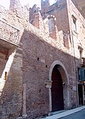 Ghibelline swallow-tailed merlons of the "Casa di Romeo", of the Montecchi family of Verona.