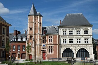 The Logis du Roy and the Maison du Sagittaire.