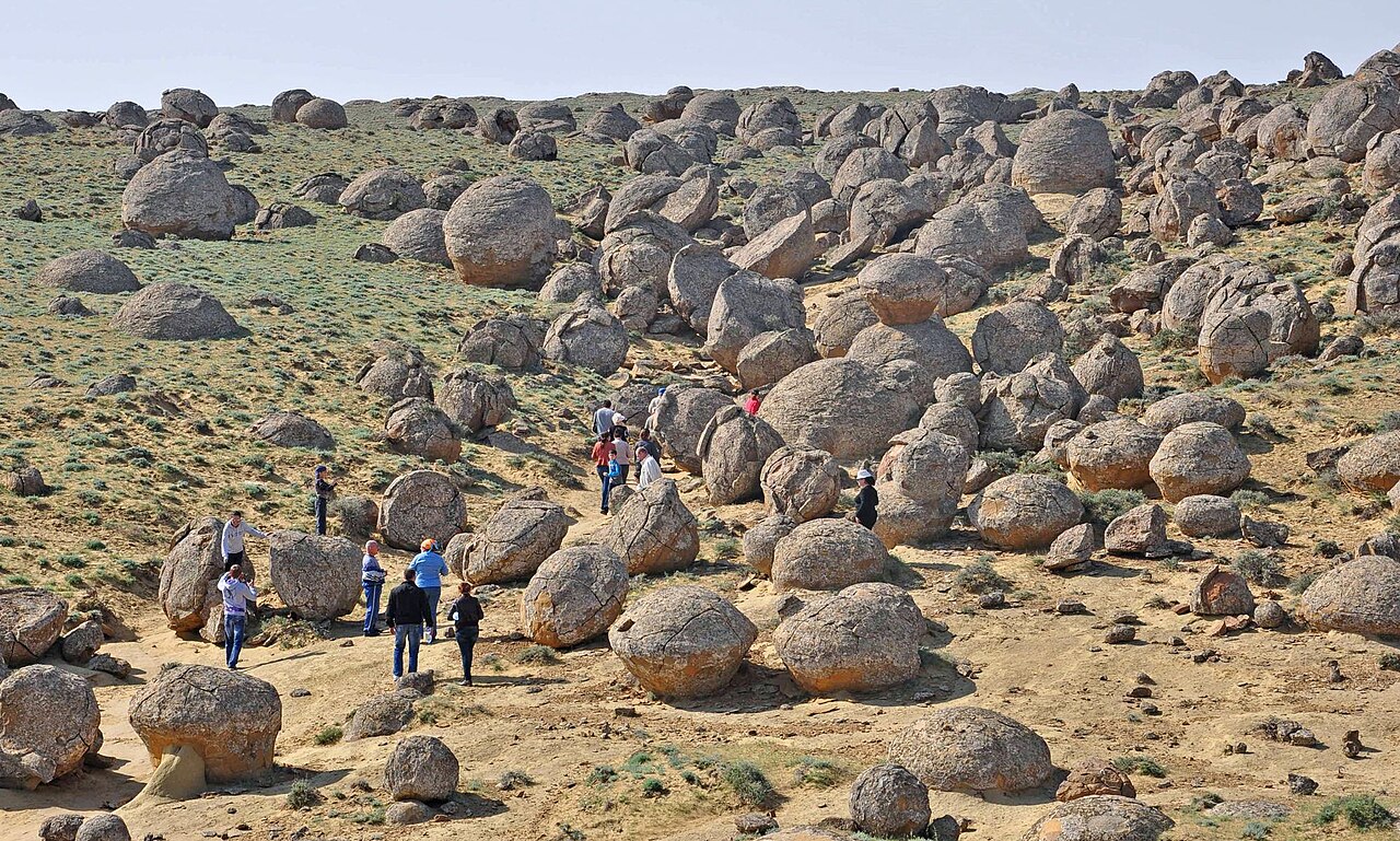 Конкреции в Западном Казахстане. Concretions. Western Kazakhstan.JPG