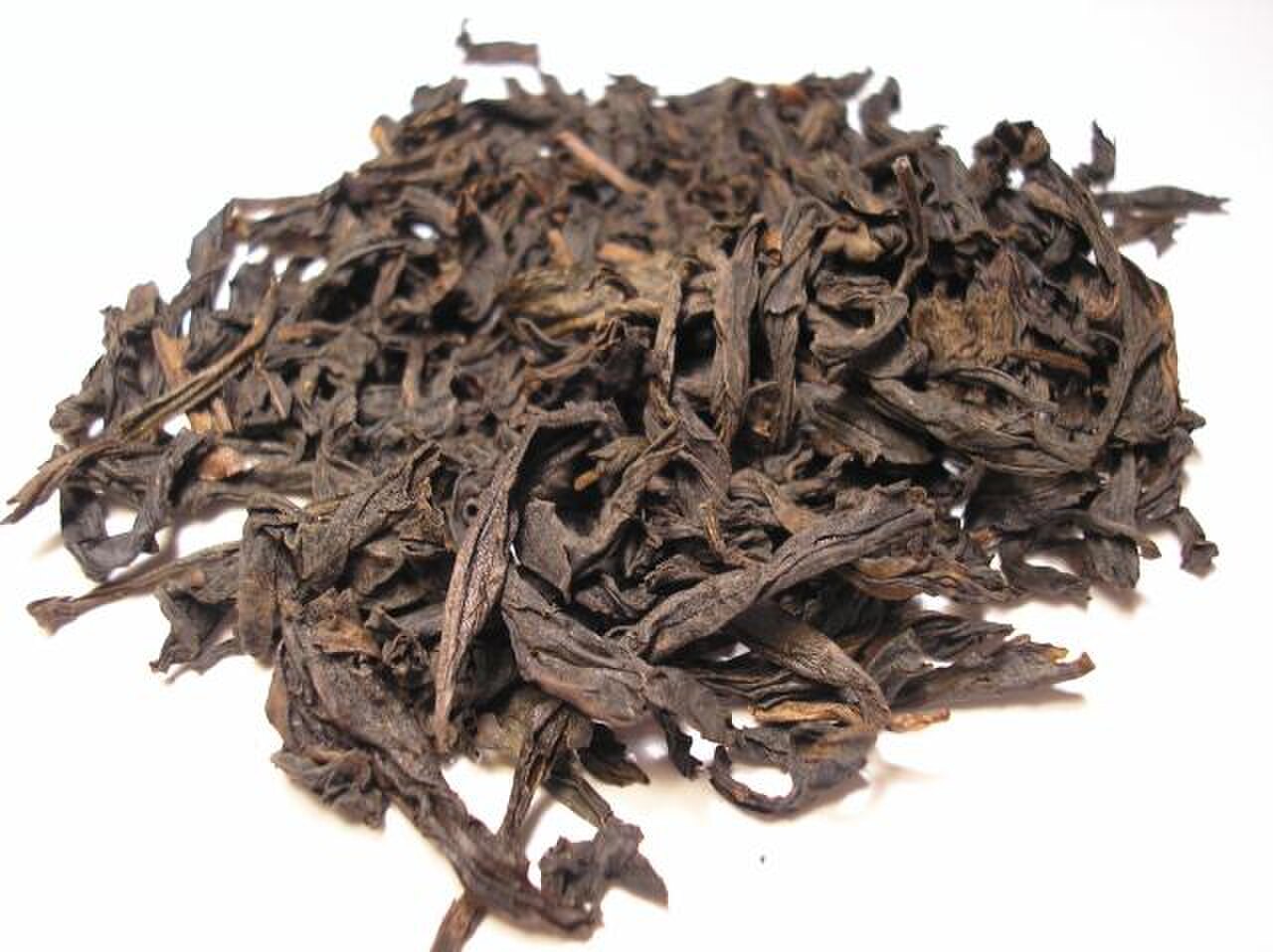 Rou Gui (Traditional) Oolong tea leaf.jpg