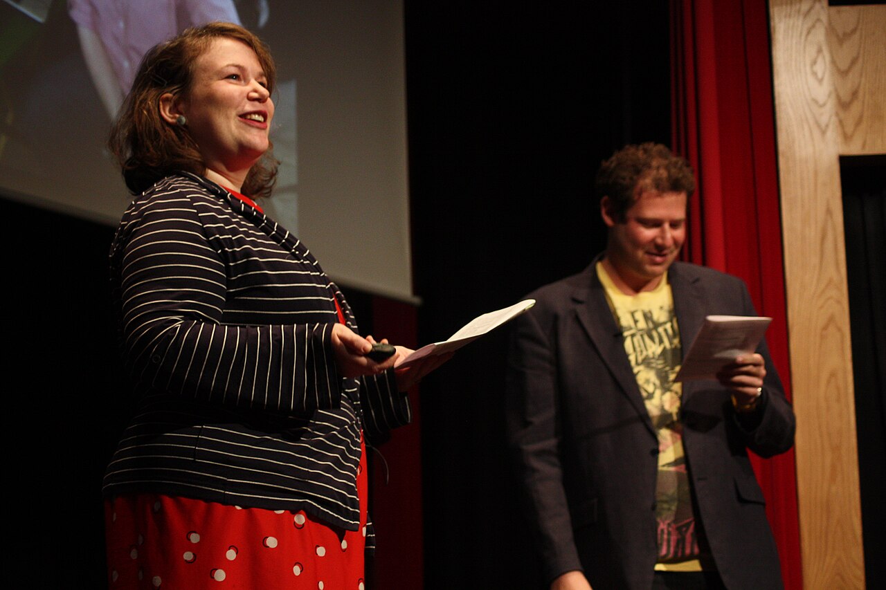 Helen and Olly (8029375790).jpg