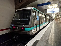 MP 89CC #48 at Kléber station