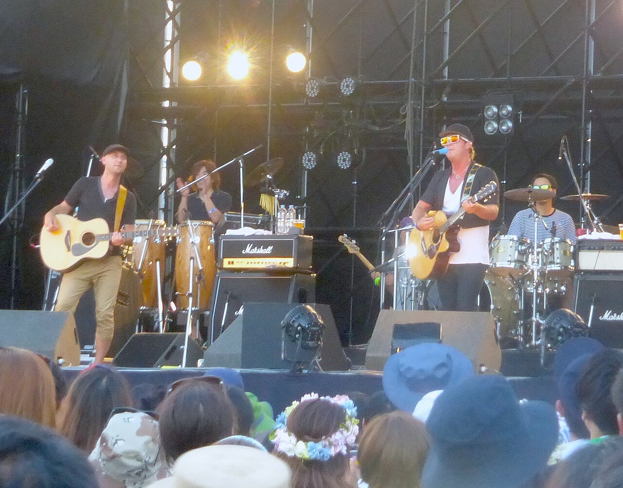 MonkeyMajik-BeachStage-SummerSonic-Aug16-2015.jpg