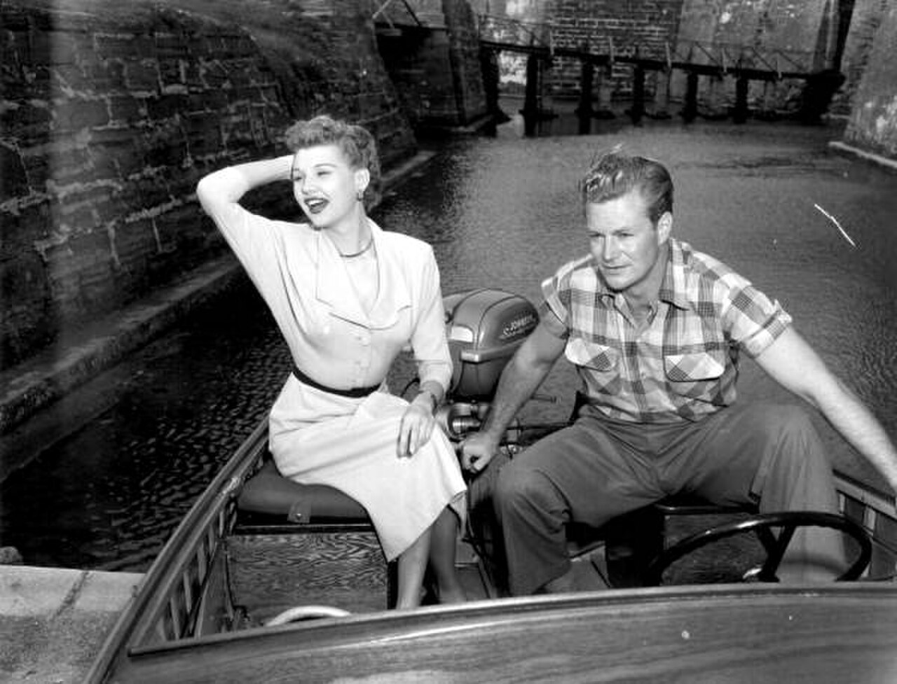 Mari Aldon and Richard Webb.jpg