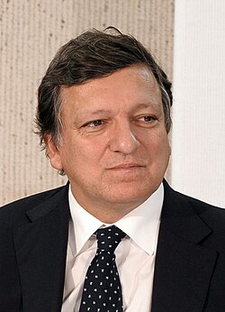 José Manuel Durão Barroso, party's president (1999–2004), Prime Minister (2002–2004) and President of the European Commission (2004–2014).