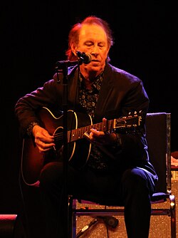 Keyzer performing in 2023