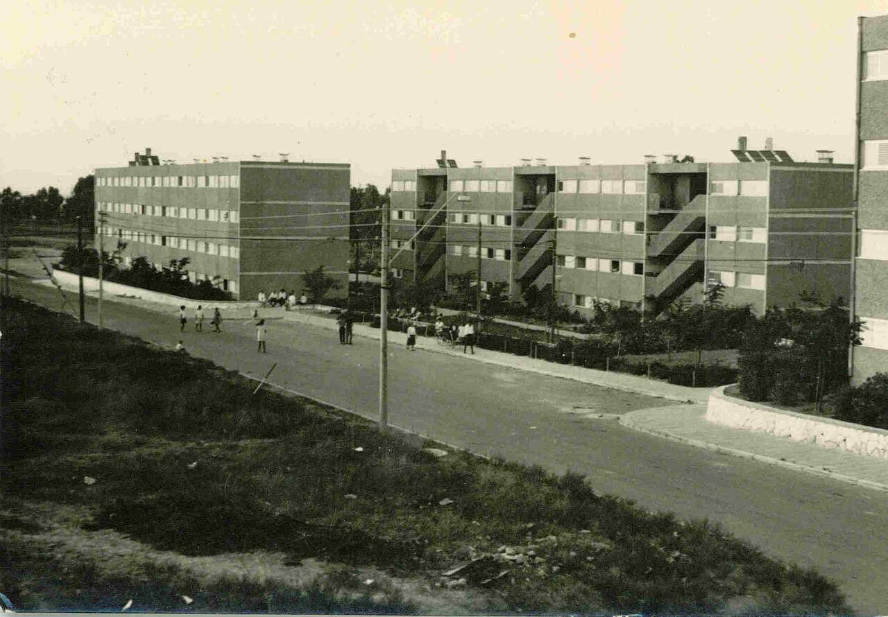 PikiWiki Israel 10866 Early days of Netivot.jpg