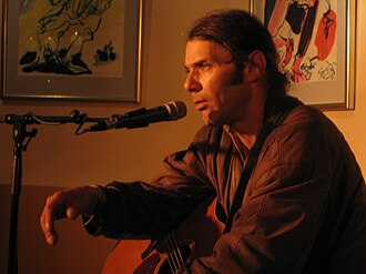 Holcombe performing in 2007
