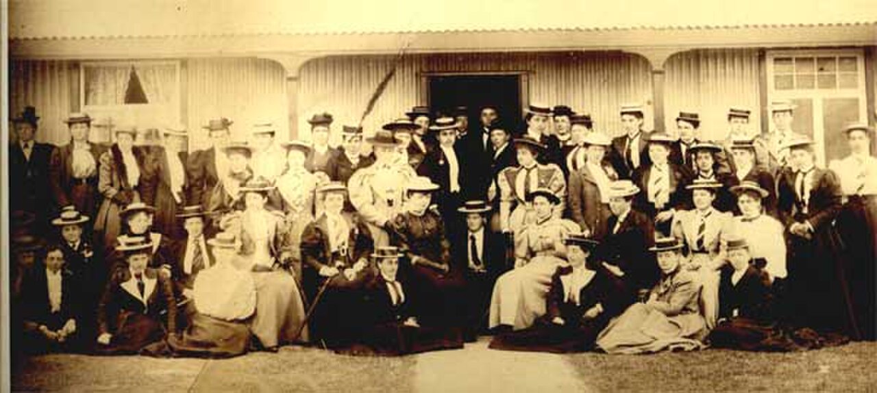 Competitors at Littlestone in 1894.jpg