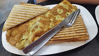 Masala omelette with bread toasties