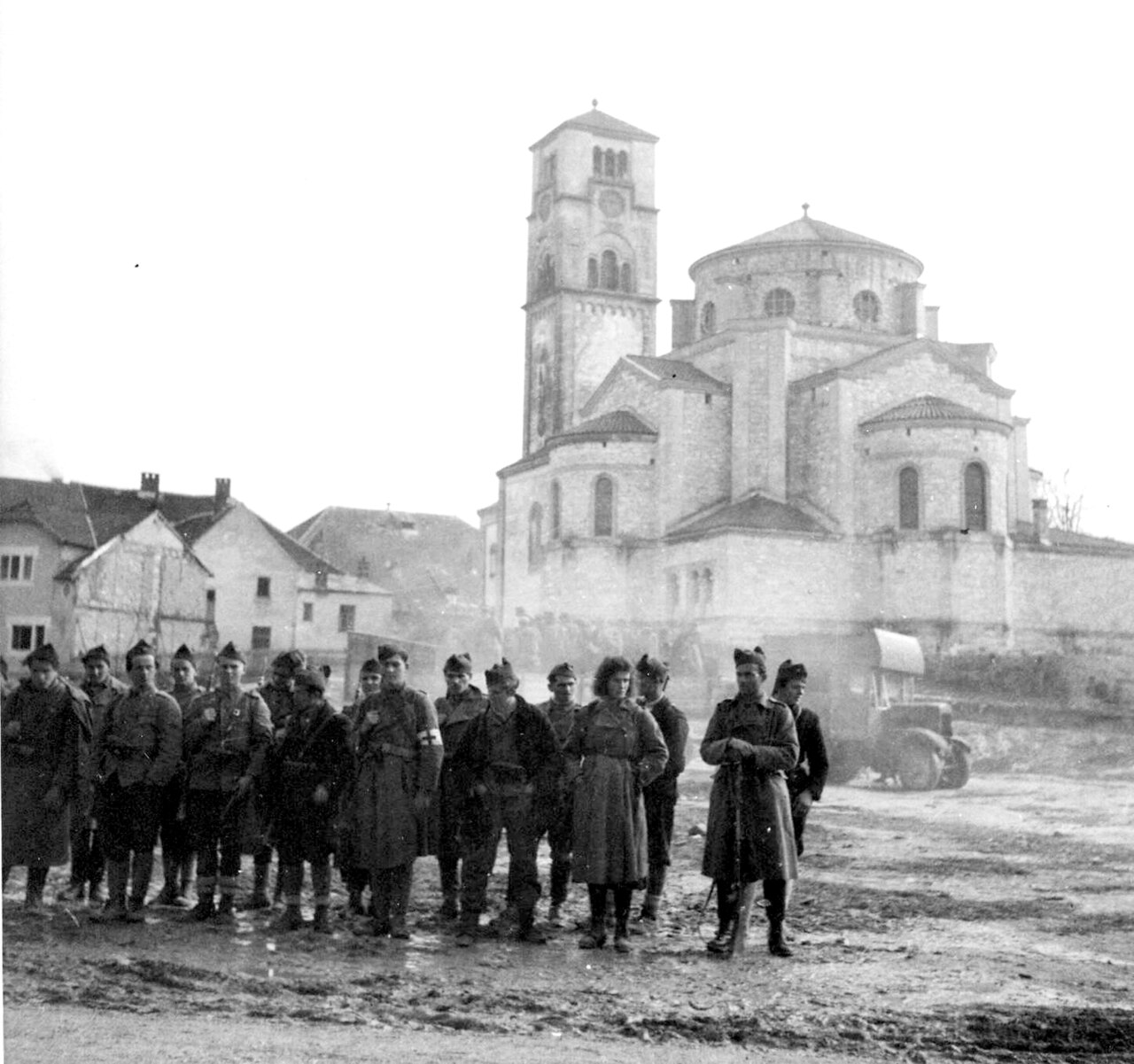 Partisans in Bihać 1942.jpg