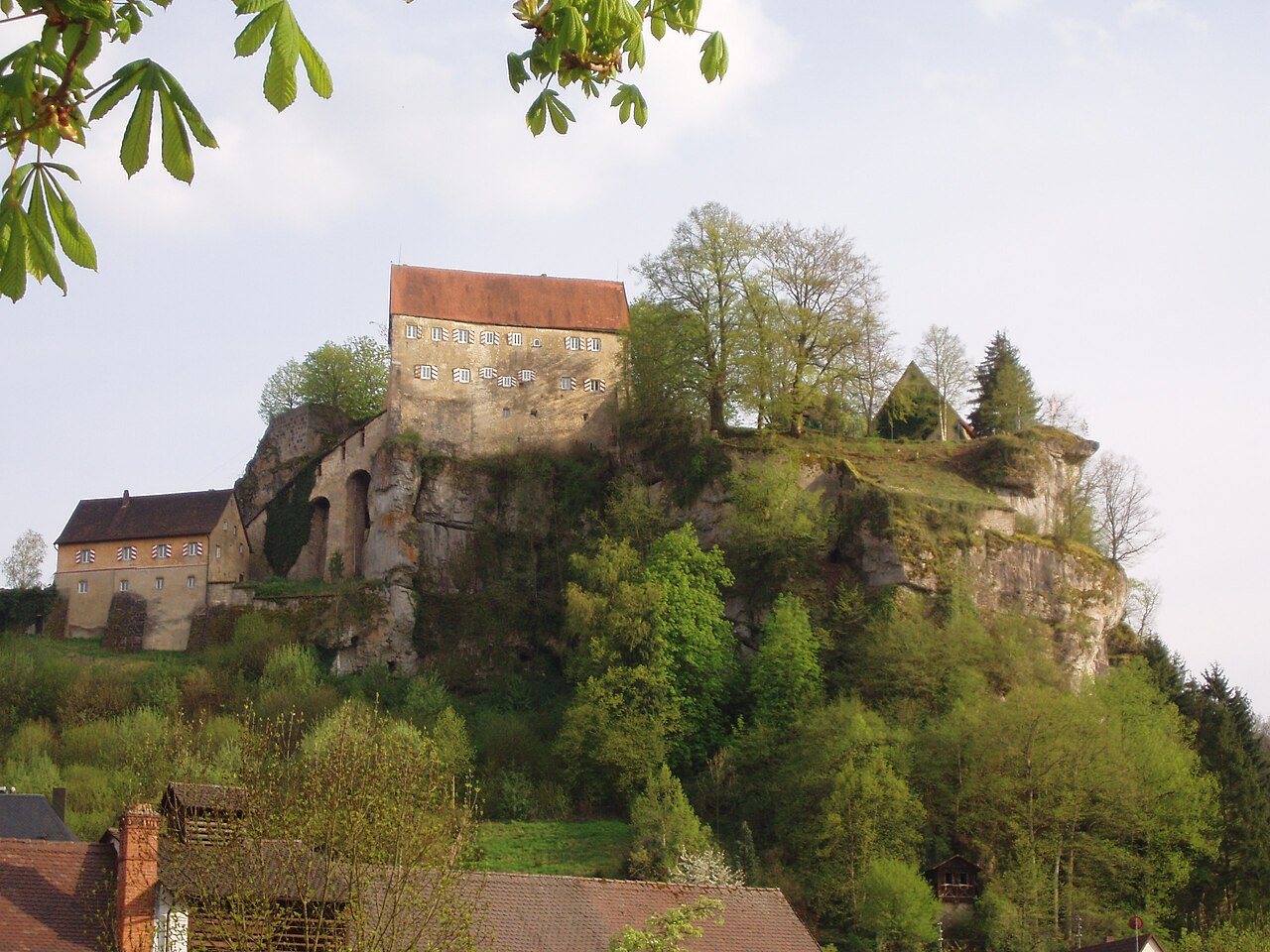 Burg Pottenstein.jpg
