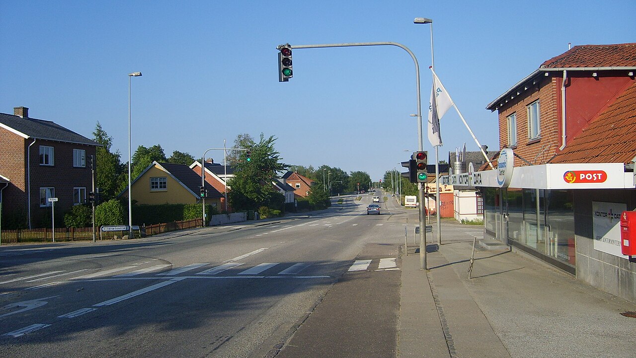 Hovedvejen, Hasselager 2010.jpg